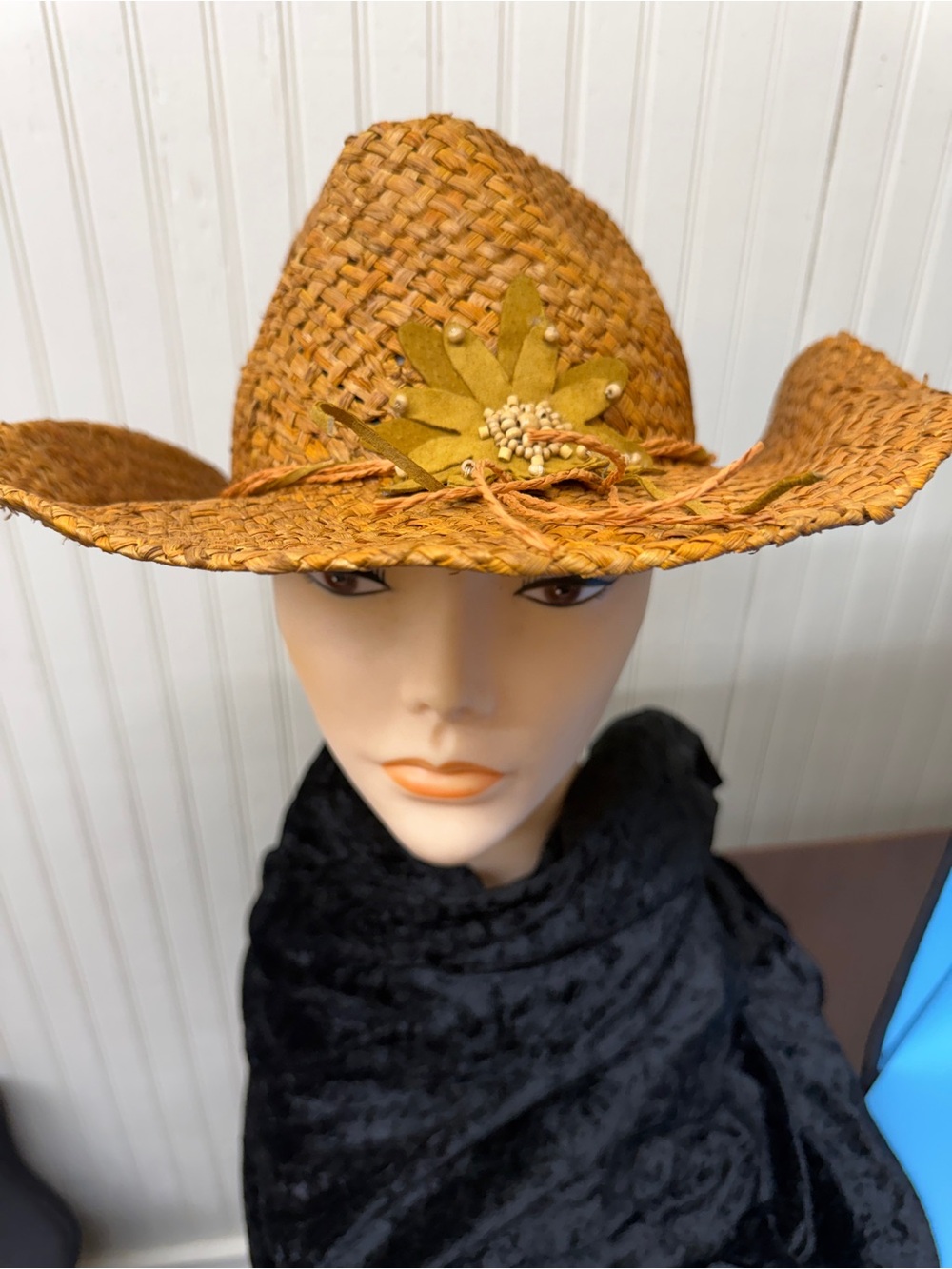 New Woven Raffia Straw Cowgirl Hat with Suede Flower & Beaded Embellishment nwot